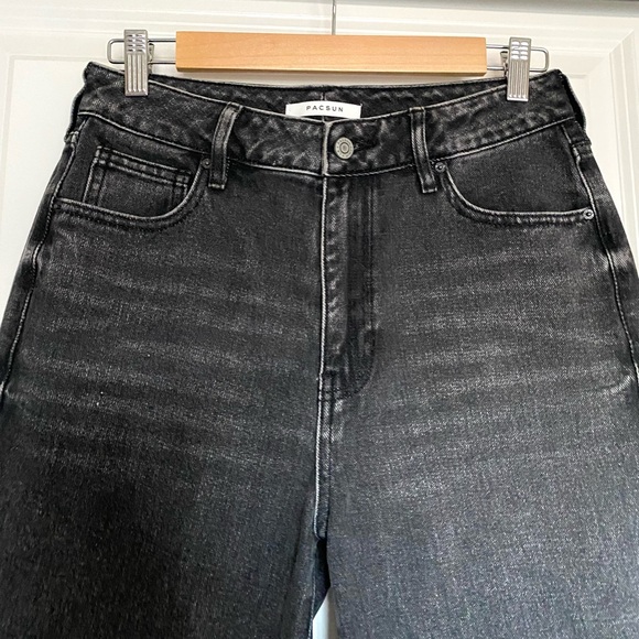 PacSun 100% Cotton High Waist Black Mom Jeans, size 27 - Picture 1 of 11